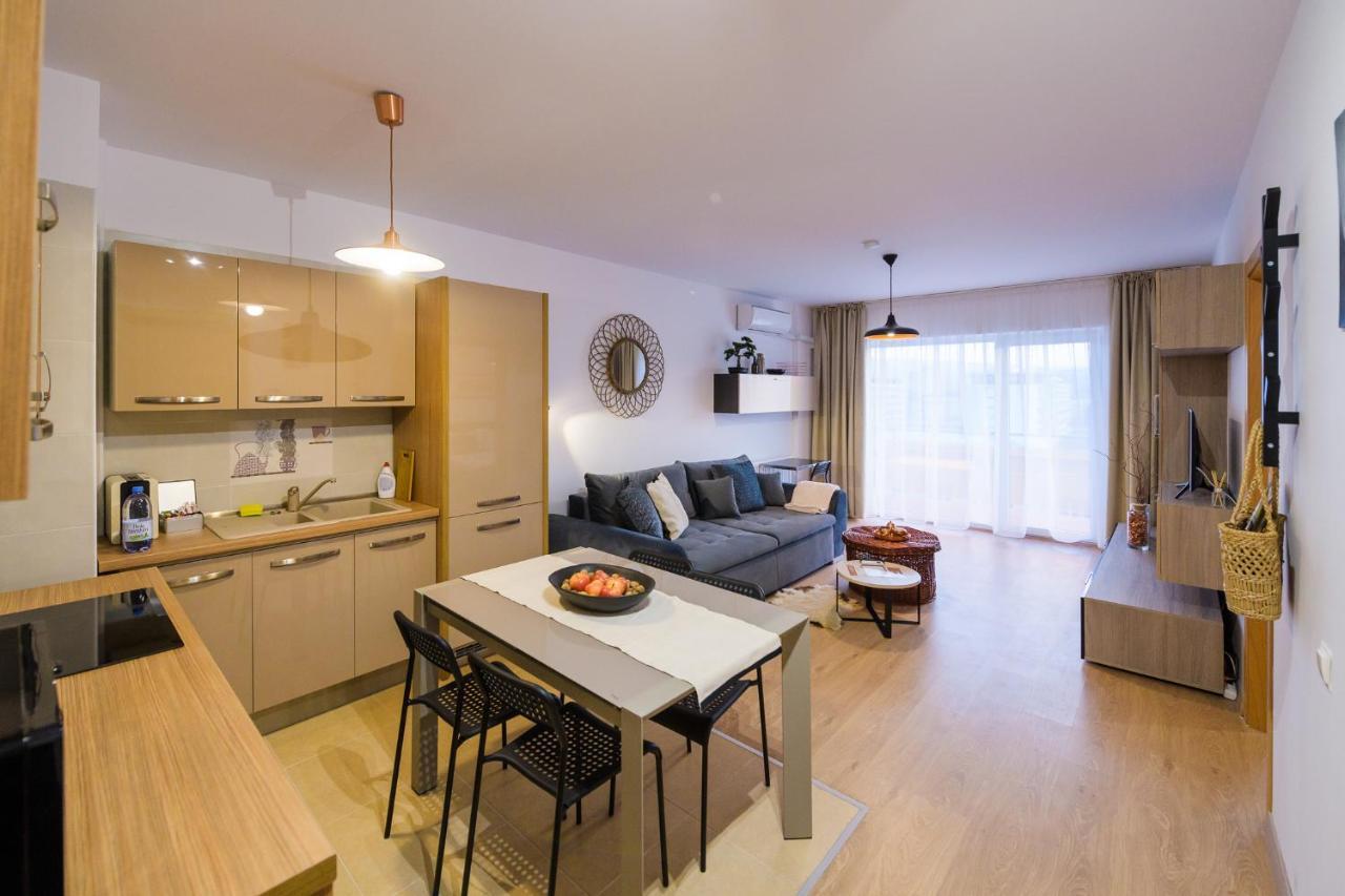 Zen Residential Apartments クルージュ＝ナポカ エクステリア 写真
